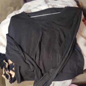 No Boundaries Classic Black Top